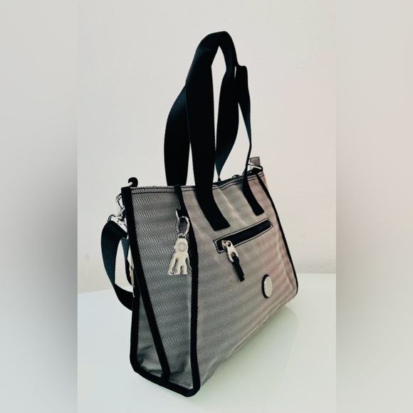 Kipling Briona Shoulder Bag Jet Handbag Satchel Black Woven - Picture 3 of 9